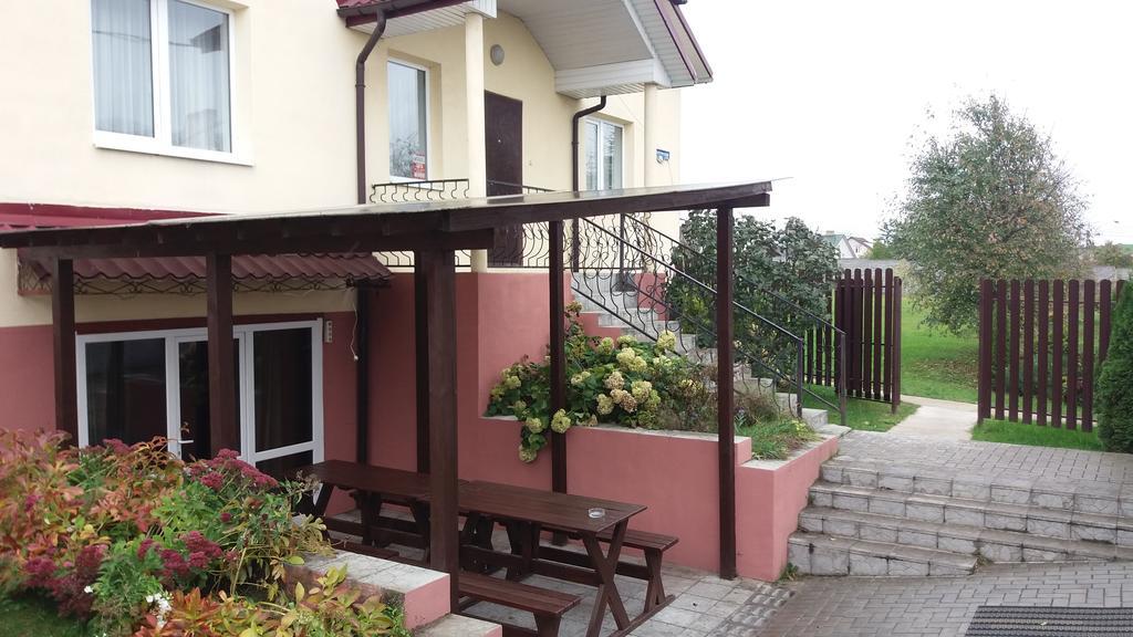Вилла Дом для отпуска Усадьба в Лапенках Гродно Экстерьер фото
