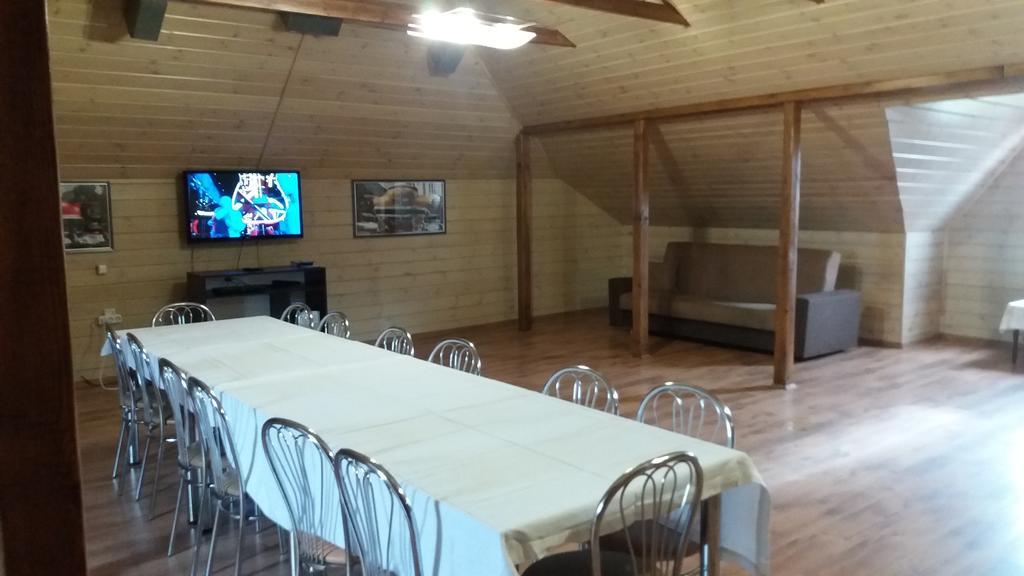 Вилла Дом для отпуска Усадьба в Лапенках Гродно Экстерьер фото